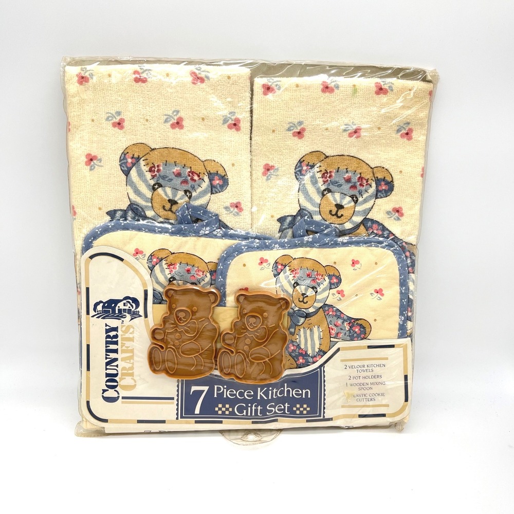 Country Crafts 7 Piece Kitchen Gift Set Teddy Bear Towels Pot Holders Cookie Cut
